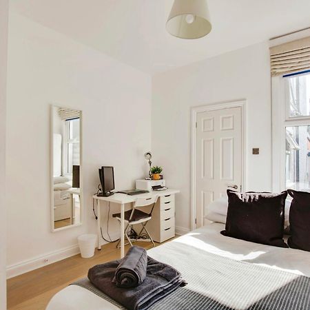 לונדון Lovely 2 Bedroom Ground Floor Flat With Garden. מראה חיצוני תמונה