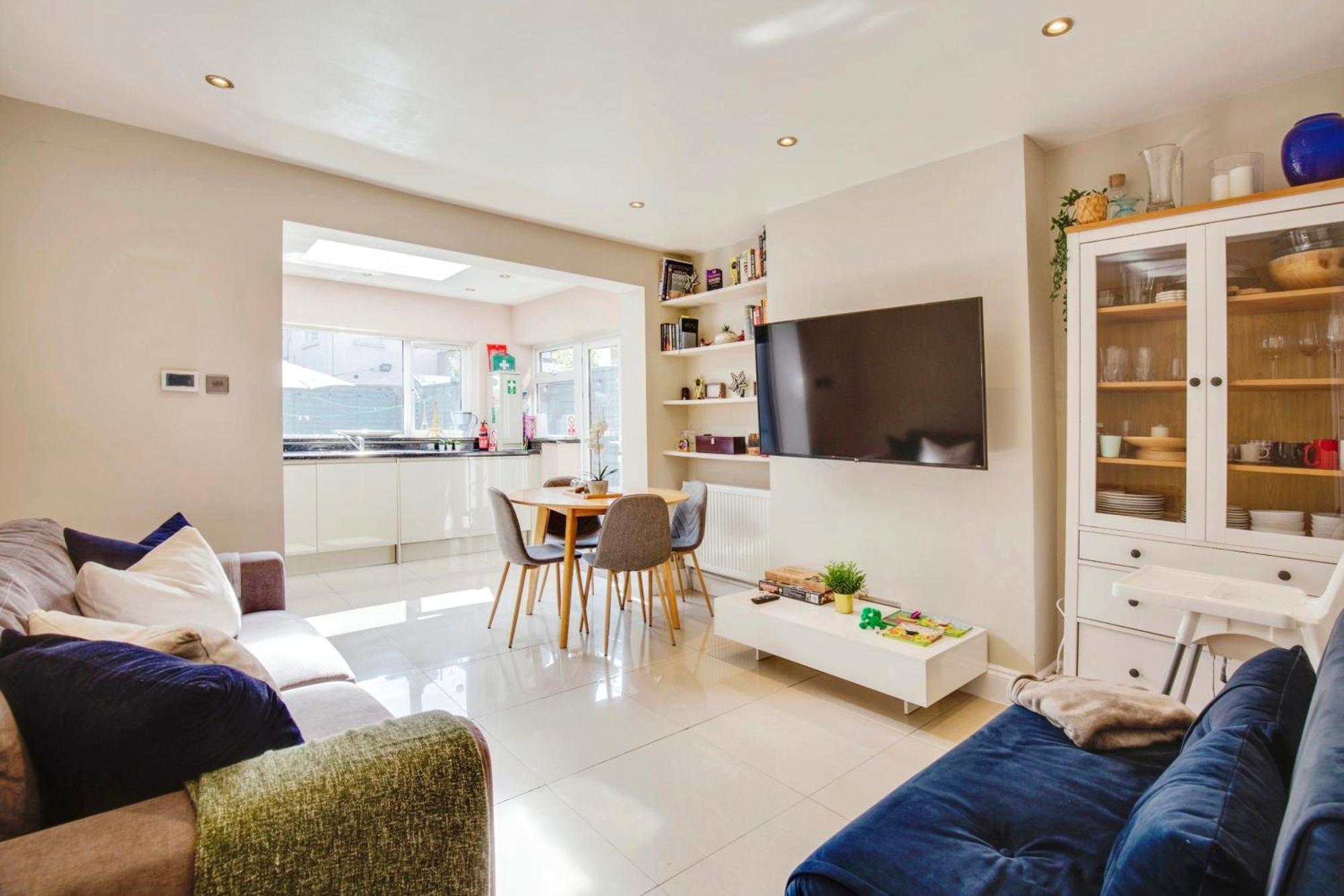 לונדון Lovely 2 Bedroom Ground Floor Flat With Garden. מראה חיצוני תמונה